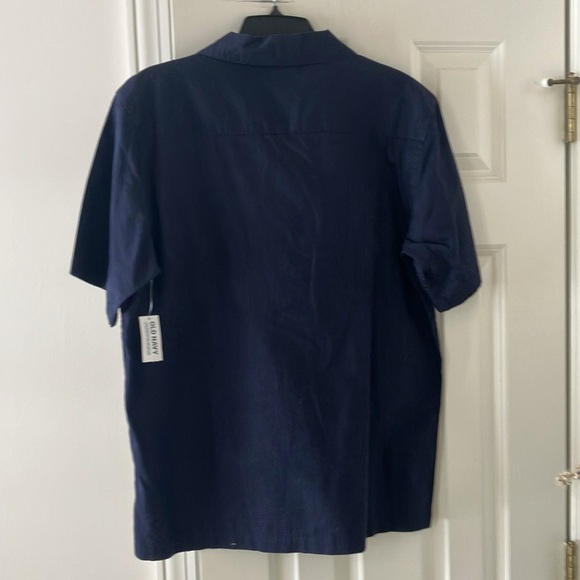 NWT Men’s Old Navy Hawaiian Navy Blue Floral Button Down Short Sleeve Shirt - Picture 6 of 8